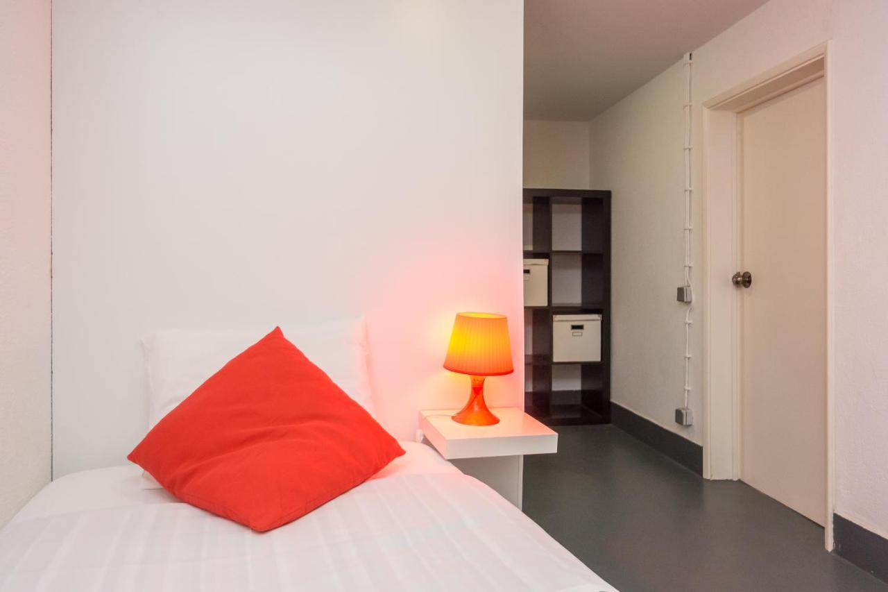 Large & Relaxing Loft In Alfama Apartman Lisboa Kültér fotó